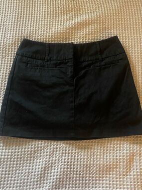 Black mini skort